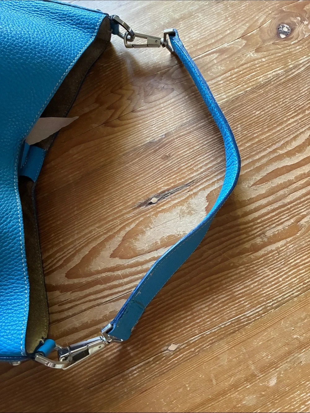 Fantastic Vintage Dooney Cerulean Blue Italian Leather Roomy Shoulder Hobo Bag